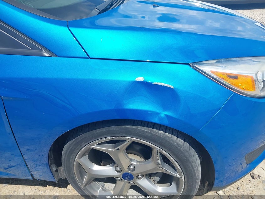 2016 FORD FOCUS SE - 1FADP3K22GL310193