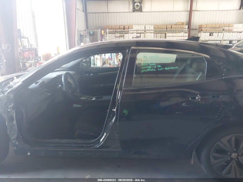 2017 HONDA CIVIC VIN: SHHFK7H55HU417560