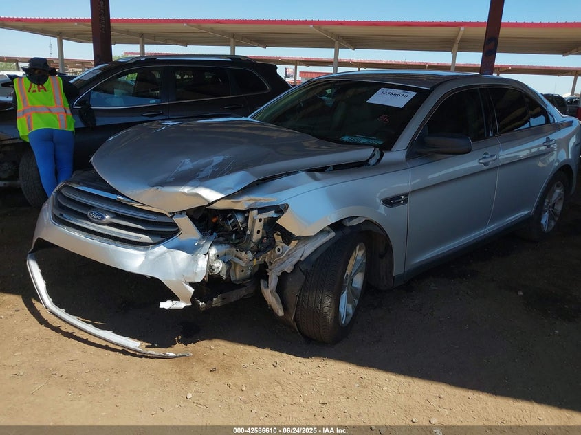 VIN 1FAHP2D87JG114232 2018 FORD TAURUS SE