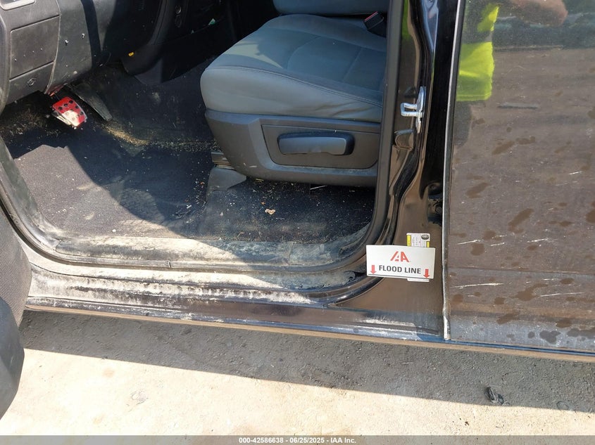 2018 RAM 1500 EXPRESS  4X4 6'4 BOX - 1C6RR7FG5JS158812