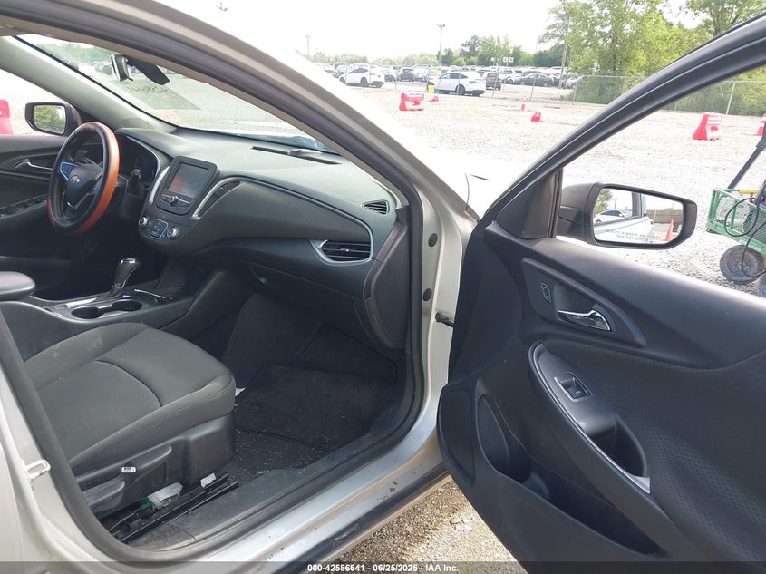 VIN 1G1ZB5ST6JF289835 2018 CHEVROLET MALIBU 1LS