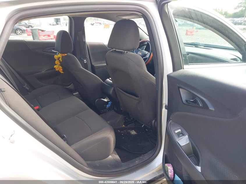 VIN 1G1ZB5ST6JF289835 2018 CHEVROLET MALIBU 1LS
