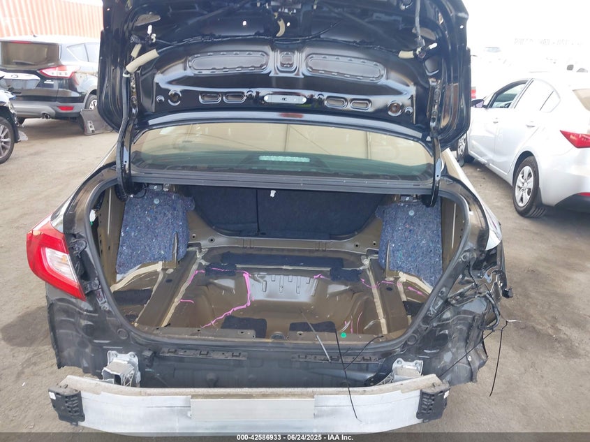 2019 HONDA ACCORD VIN: 1HGCV1F34KA027559