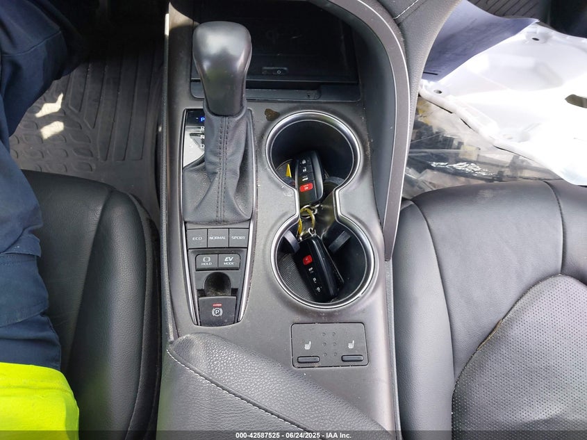 2021 TOYOTA CAMRY XSE HYBRID - 4T1K31AKXMU567932