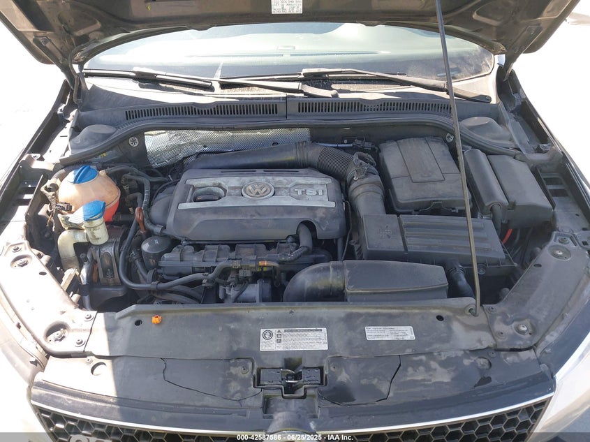 2013 VOLKSWAGEN JETTA VIN: 3VW4A7AJ9DM272092