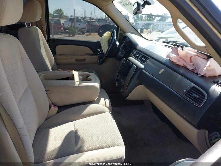 2007 CHEVROLET TAHOE VIN: 1GNFC13C97J402723