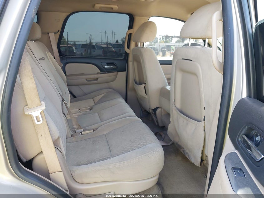 2007 CHEVROLET TAHOE VIN: 1GNFC13C97J402723