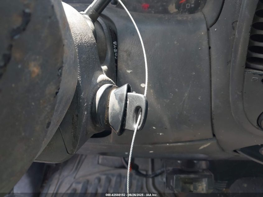 2002 Ford F150 Supercrew VIN: 1FTRW08L42KC43082 Lot: 42588152