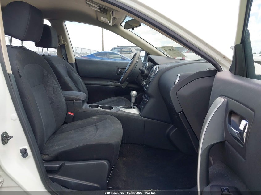 2014 NISSAN ROGUE SELECT VIN: JN8AS5MV0EW719081