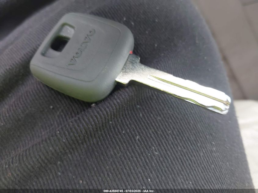 2006 Volvo S60 2.5T VIN: YV1RS592762528340 Lot: 42588745