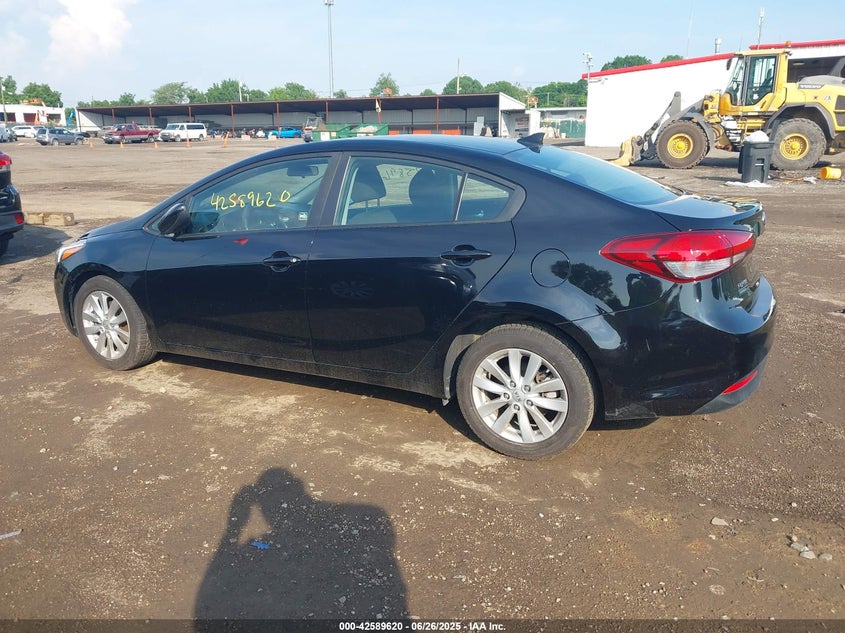 2017 KIA FORTE LX - 3KPFK4A72HE151772