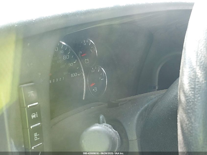 2008 Chevrolet Express Cutaway Work Van VIN: 1GBJG31C881117054 Lot: 42589816