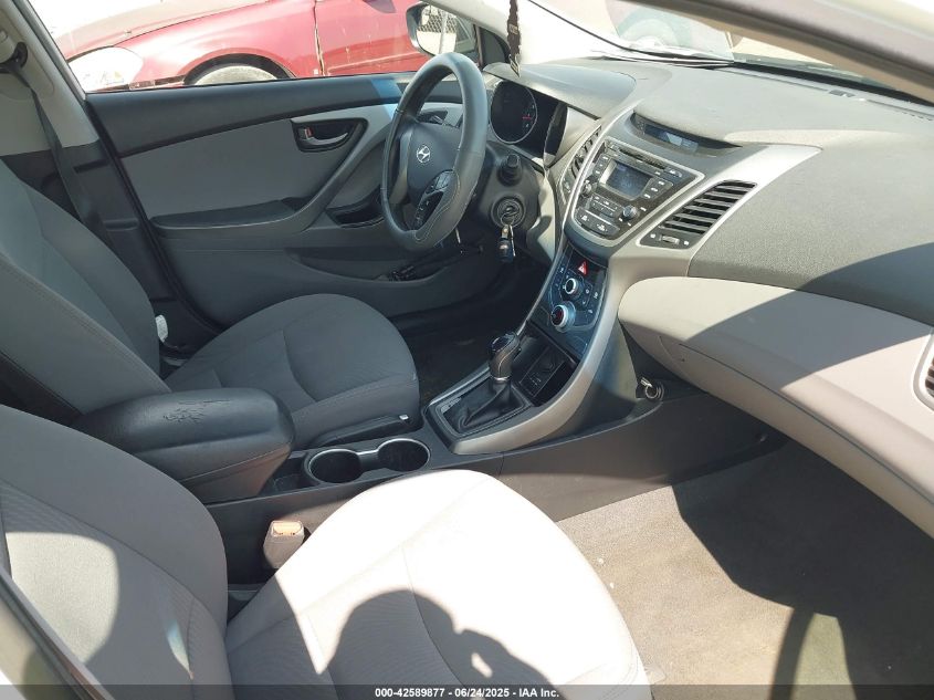 2015 HYUNDAI ELANTRA SE - 5NPDH4AE7FH568043