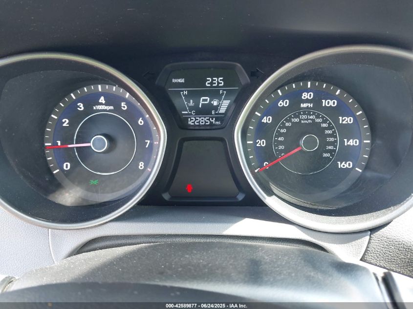 2015 HYUNDAI ELANTRA SE - 5NPDH4AE7FH568043