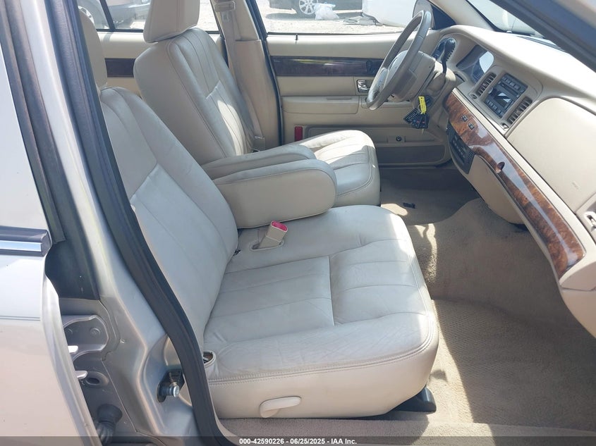 2009 MERCURY GRAND MARQUIS VIN: 2MEHM75VX9X632148