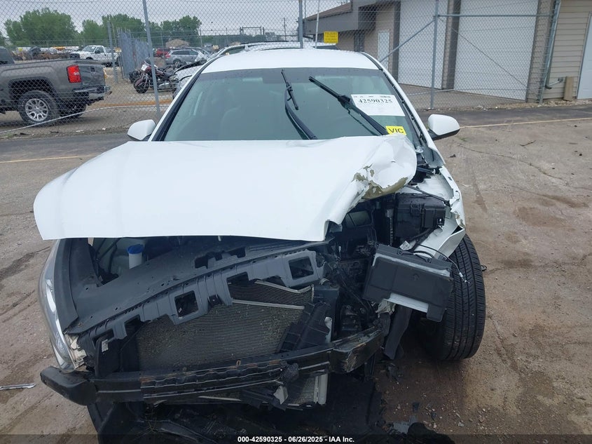 2019 HYUNDAI SONATA SE - 5NPE24AF5KH774244