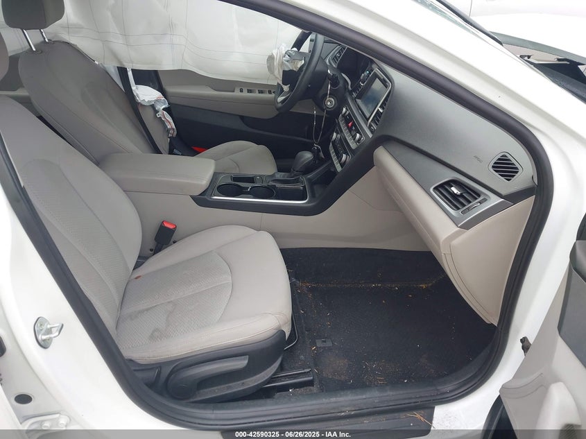 2019 HYUNDAI SONATA SE - 5NPE24AF5KH774244