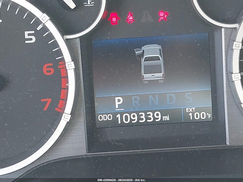 2016 TOYOTA TUNDRA PLATINUM 5.7L V8 - 5TFAW5F11GX543407