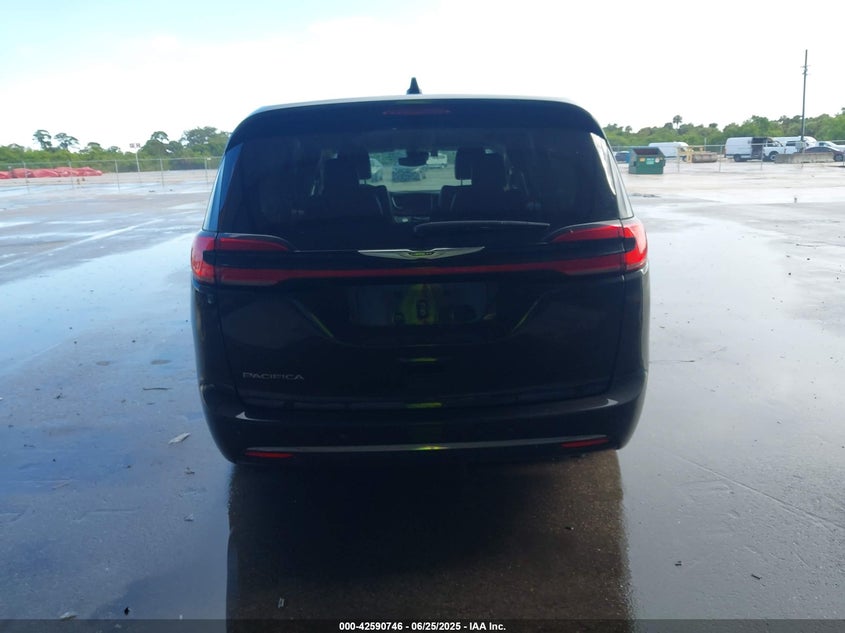 2023 Chrysler Pacifica Touring L VIN: 2C4RC1BG9PR616360 Lot: 42590746