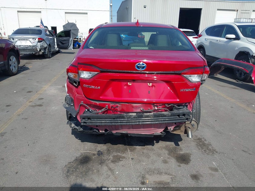 2021 TOYOTA COROLLA HYBRID LE - JTDEAMDE5MJ004903