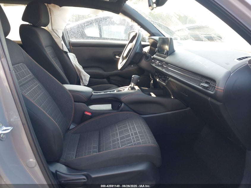 2024 HONDA HR-V 2.0L I-4 DI, DOHC, V(VIN: 3CZRZ2H5XRM778318