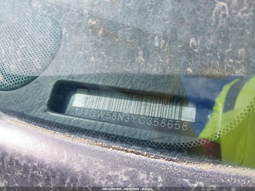 2000 Jeep Grand Cherokee Limited VIN: 1J4GW58N3YC358658 Lot: 42591486