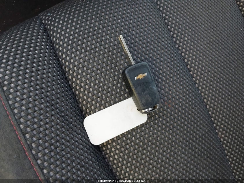 2015 CHEVROLET EQUINOX VIN: 1GNALBEK1FZ125652