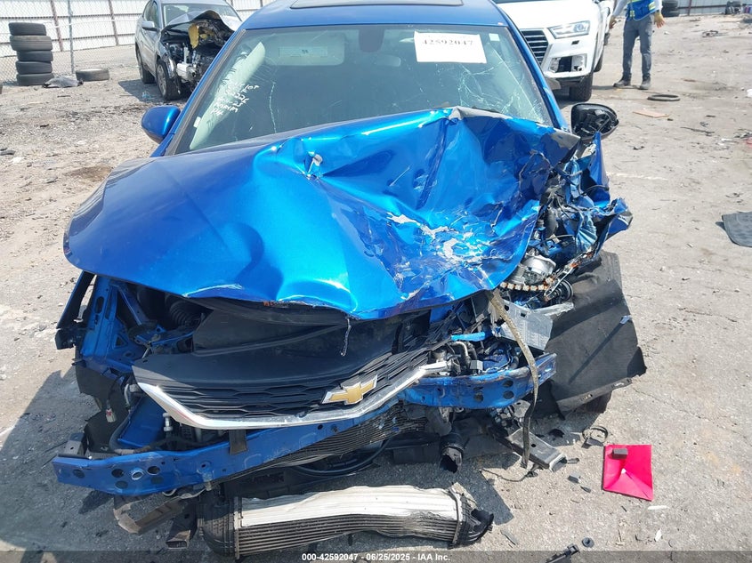 2018 CHEVROLET CRUZE LT AUTO - 1G1BE5SM5J7130848