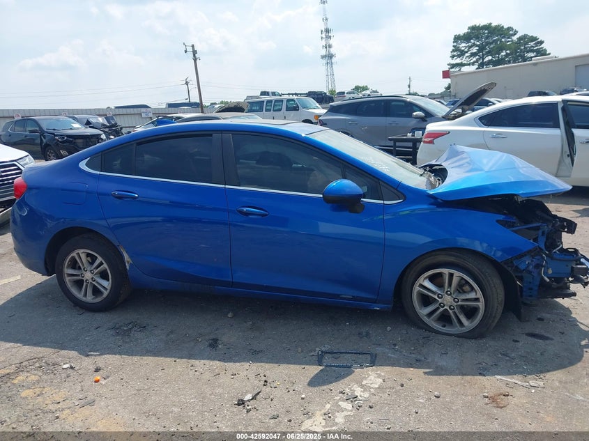 2018 CHEVROLET CRUZE LT AUTO - 1G1BE5SM5J7130848