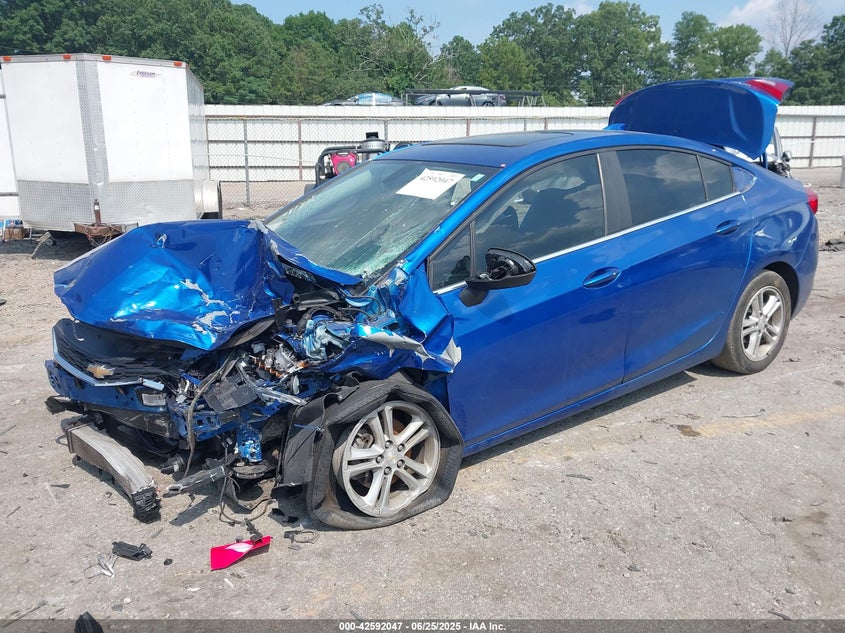 2018 CHEVROLET CRUZE LT AUTO - 1G1BE5SM5J7130848