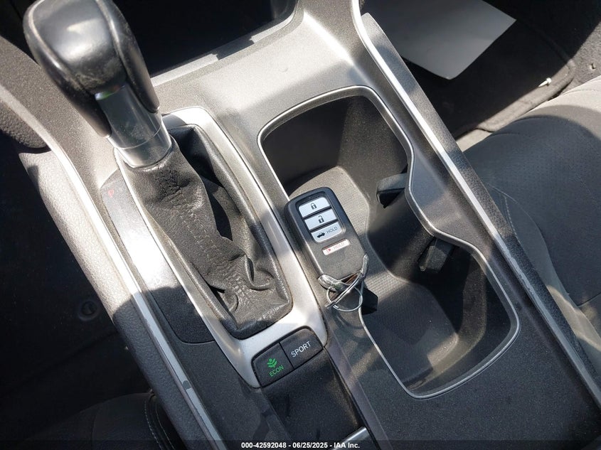 2018 HONDA ACCORD VIN: 1HGCV1F31JA190765