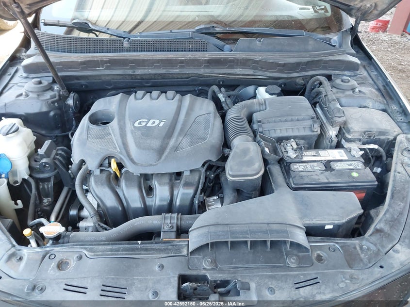2011 KIA OPTIMA VIN: KNAGM4A77B5145304