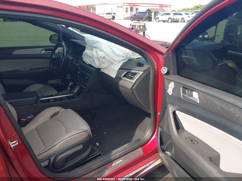 2015 HYUNDAI SONATA SPORT 2.0T - 5NPE34AB5FH090939