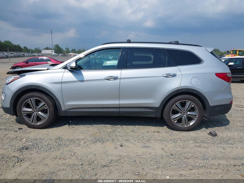 2016 HYUNDAI SANTA FE VIN: KM8SNDHF0GU159853