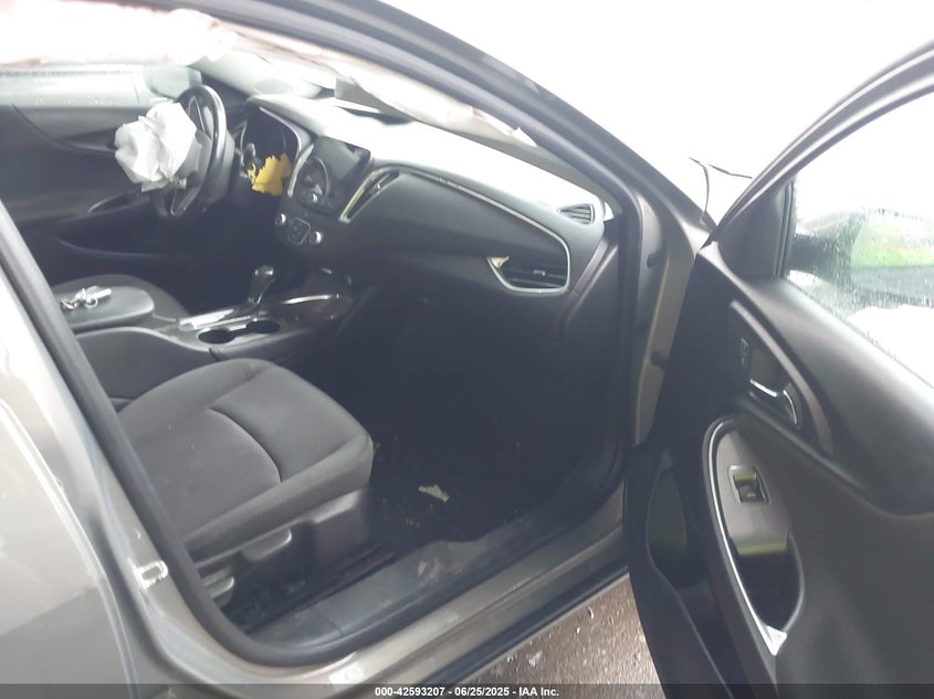 2018 CHEVROLET MALIBU LT - 1G1ZD5ST8JF184692