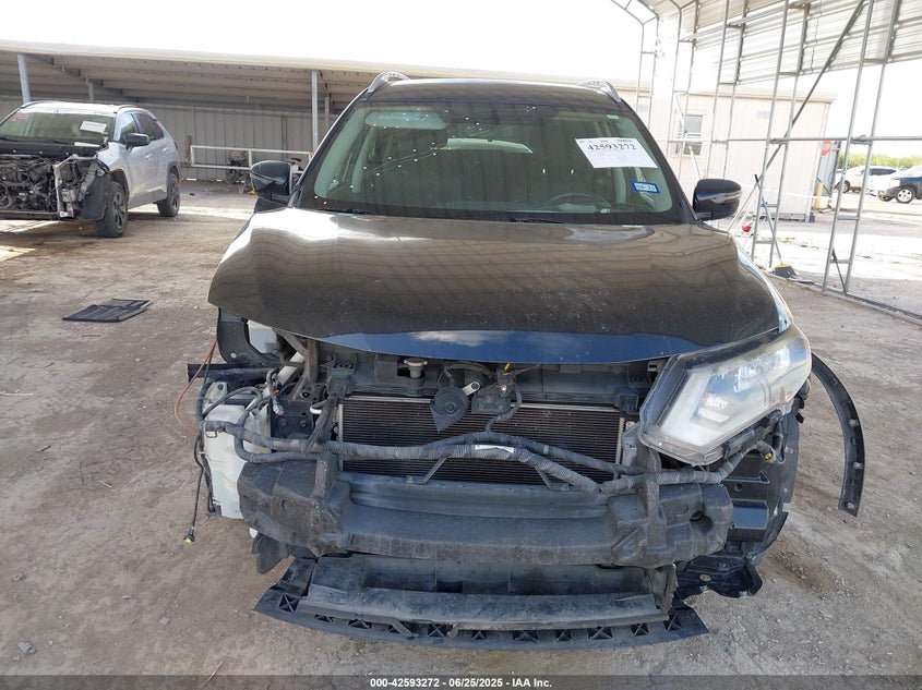 2017 NISSAN ROGUE S - KNMAT2MT5HP541477