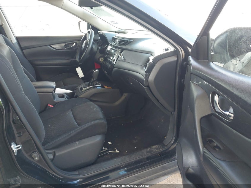 2017 NISSAN ROGUE S - KNMAT2MT5HP541477