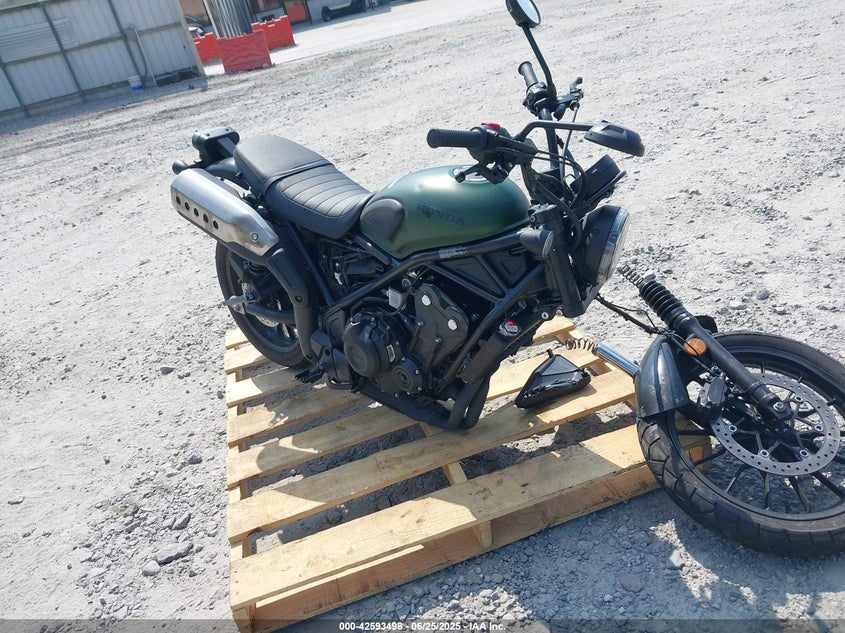 MLHPC6759P5001085 2023 Honda Cl500 A auction photo 1