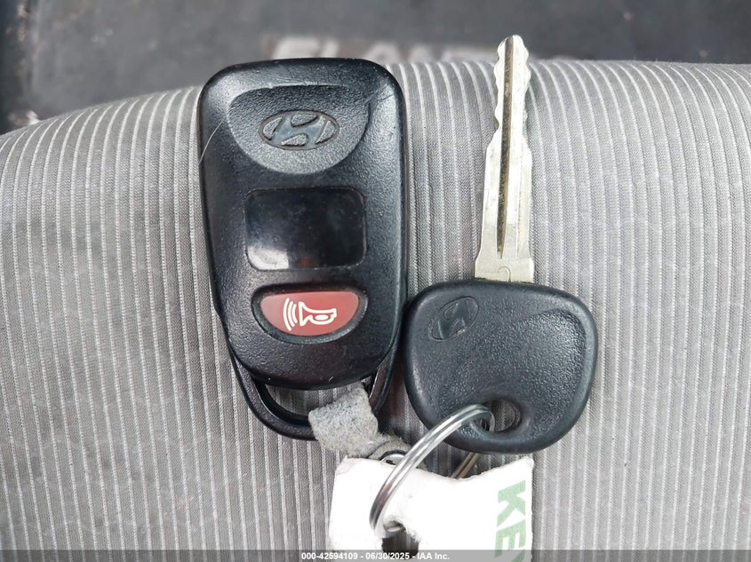 2017 HYUNDAI ELANTRA SE - 5NPD84LFXHH072260