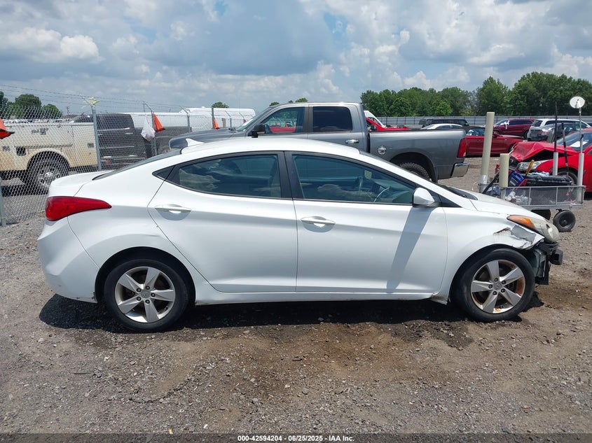 2013 HYUNDAI ELANTRA GLS - 5NPDH4AE3DH346418