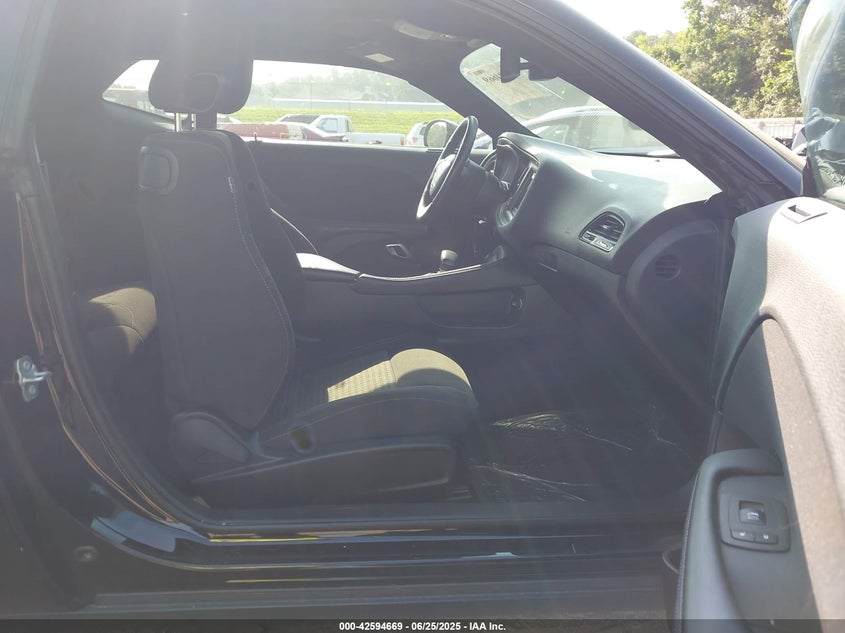 2022 DODGE CHALLENGER SXT - 2C3CDZAG7NH128163