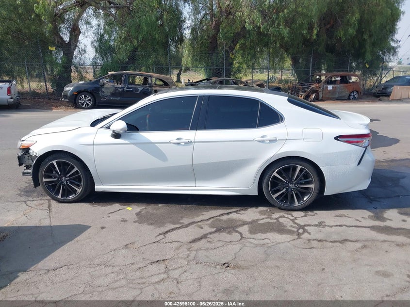 2018 TOYOTA CAMRY VIN: 4T1B61HK5JU118893