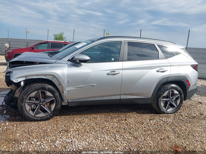 2025 HYUNDAI TUCSON SEL - 5NMJB3DE6SH531129