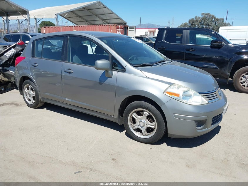 3N1BC13E98L443861 2008 Nissan Versa 1.8S auction photo 1