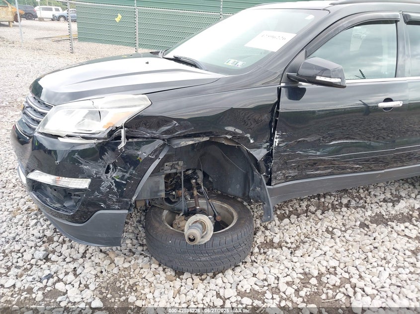 2017 CHEVROLET TRAVERSE 1LT - 1GNKVGKD2HJ333932