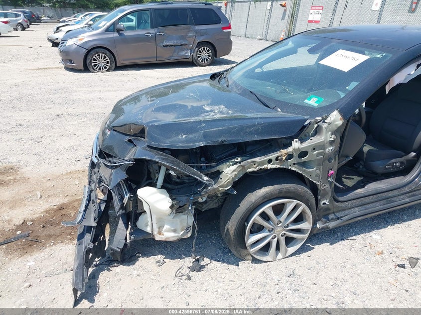 2018 CHEVROLET MALIBU LT - 1G1ZD5ST6JF149925