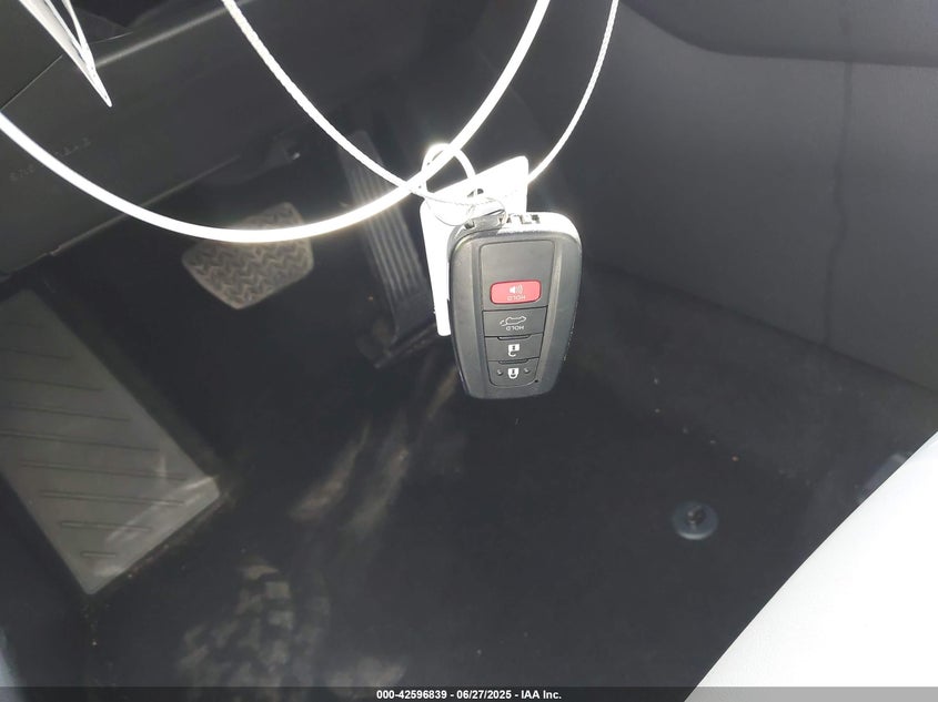 2025 TOYOTA RAV4 HYBRID XLE PREMIUM - JTMB6RFV8SD153011