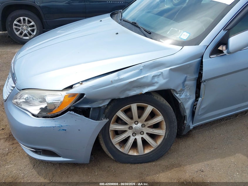 2012 CHRYSLER 200 VIN: 1C3CCBBB4CN188015