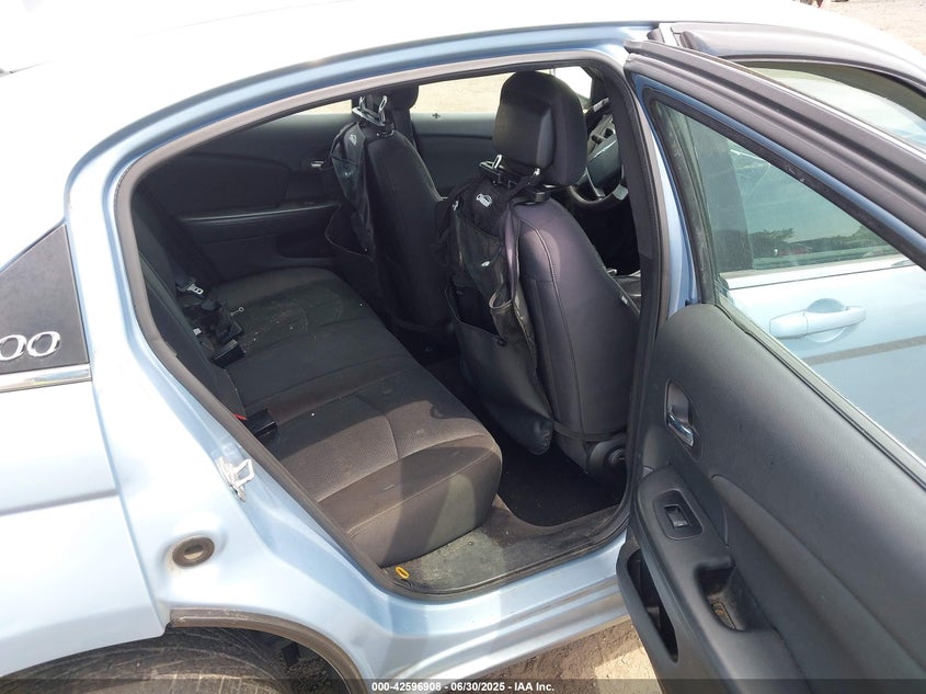 2012 CHRYSLER 200 VIN: 1C3CCBBB4CN188015