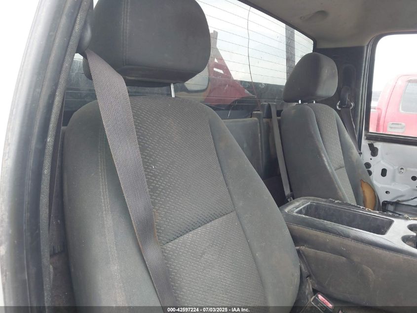 2007 Chevrolet Silverado 2500Hd Lt VIN: 1GCHC24KX7E575690 Lot: 42597224